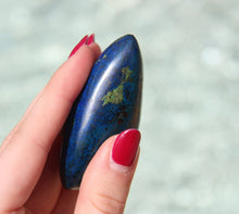 Load image into Gallery viewer, Azurite Malachite Palm Stone