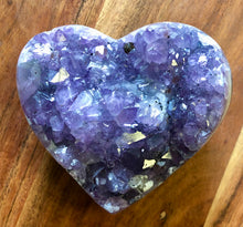 Load image into Gallery viewer, Amethyst Heart 4 Inch (B)
