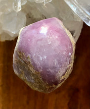 Load image into Gallery viewer, Natural Raw Corundum Pink Sapphire, P68