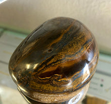 Load image into Gallery viewer, Tiger Iron Palm Stone, P60