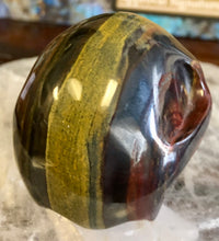 Load image into Gallery viewer, Tiger Eye Skull P56