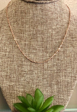 Load image into Gallery viewer, Rose Gold Plated Spiral Chain 18 Inch