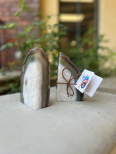 Load image into Gallery viewer, Green Agate Bookend