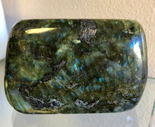 Load image into Gallery viewer, Labradorite Polished Stone C
